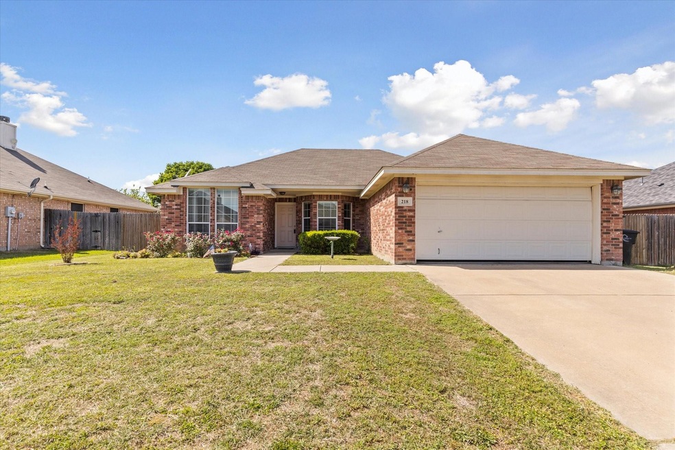 218 Rose Ave, Cleburne, TX 76033 - photo 1