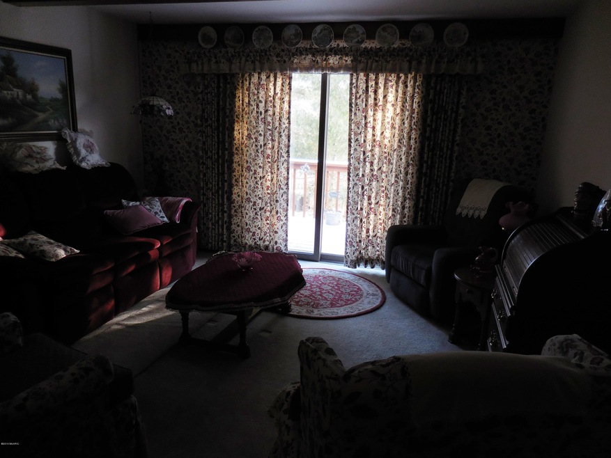 2158 Wildfield Dr NE unit 23, Grand Rapids, MI 49505 - photo 1