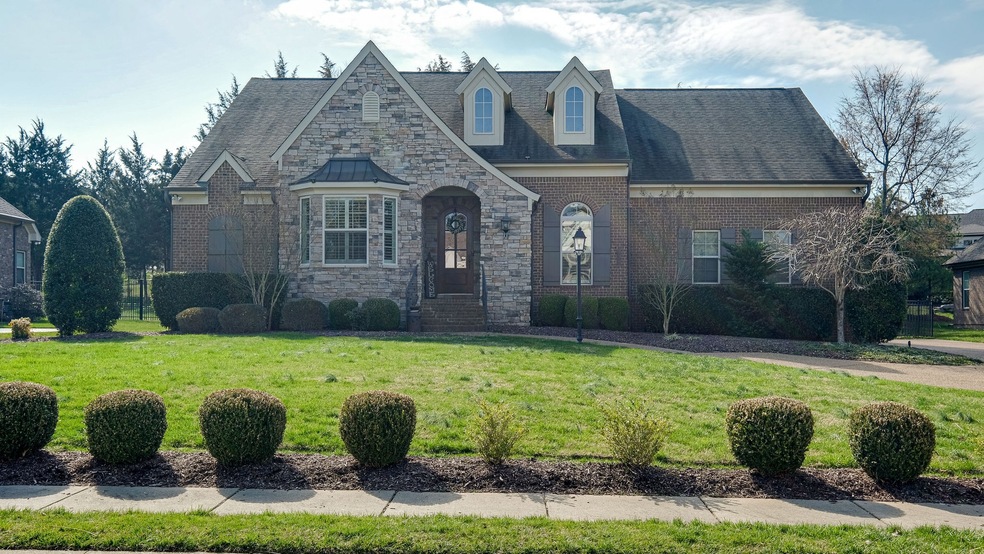 Stunning home in a prime Nolensville location - Sunset Park!  All brick with stone accents offer the ultimate curb appeal.  This home is waiting for YOU!