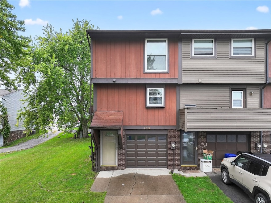 179 Cranbrooke Dr, Coraopolis, PA 15108 - photo 1