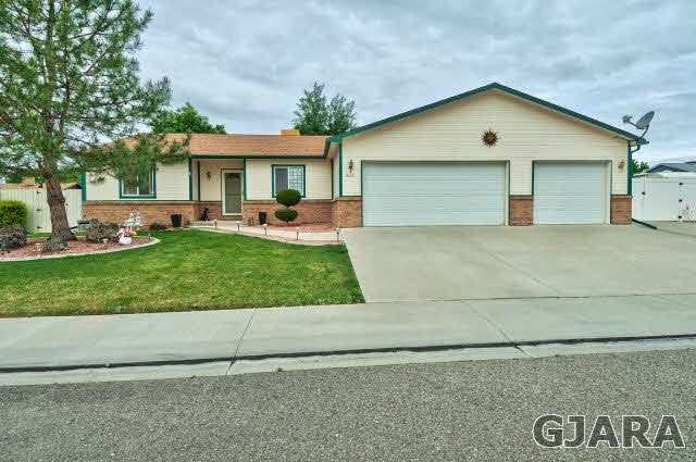 611 Landon Ct, Grand Junction, CO 81504 - photo 1