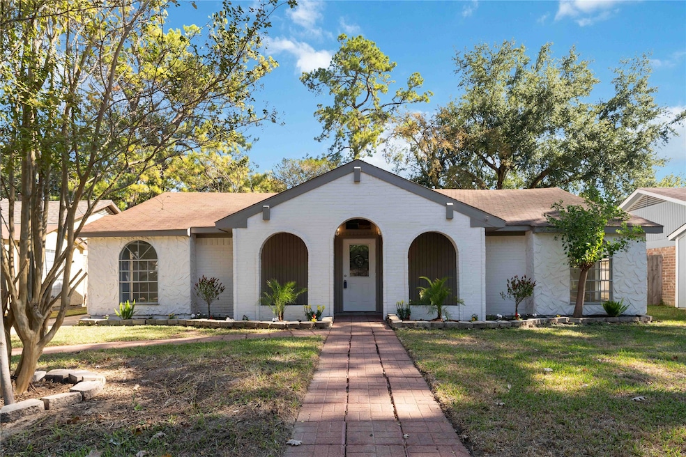 23122 Whispering Willow Dr, Spring, TX 77373 - photo 1