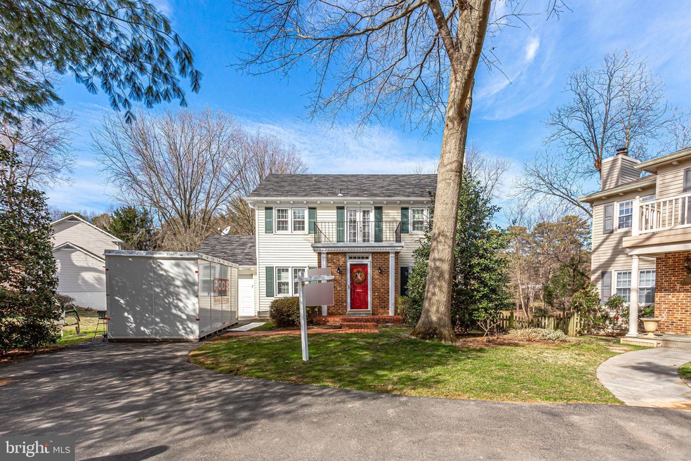 6104 Windward Dr, Burke, VA 22015 - photo 1