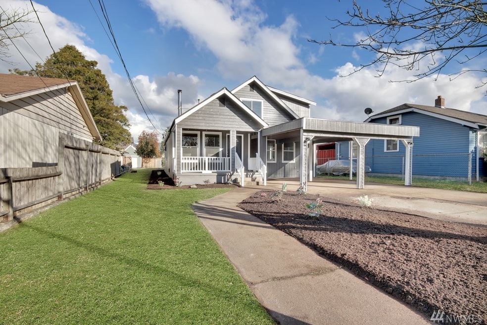 1181 Pioneer St, Enumclaw, WA 98022 - photo 1