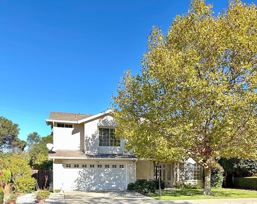 Pending $850,000 • Co-Listing Agent