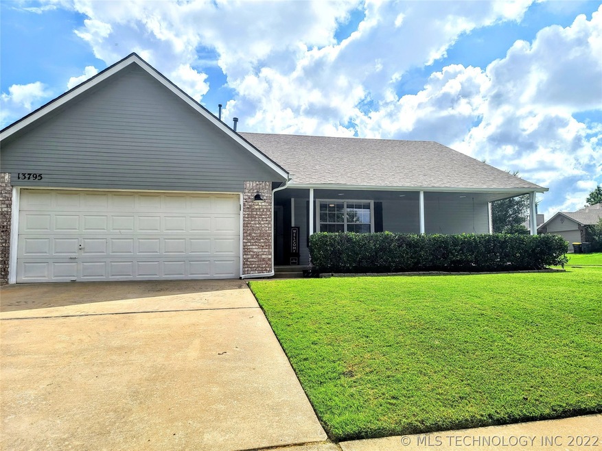 13795 S Poplar St, Glenpool, OK 74033 - photo 1