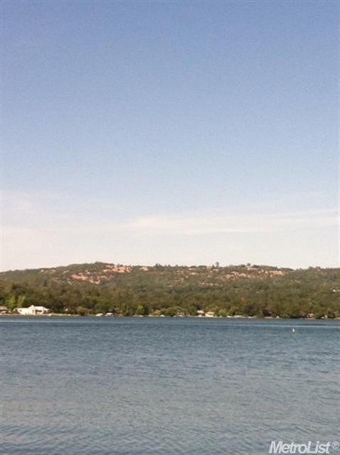 Can you Imagine waking up to this view every day? 