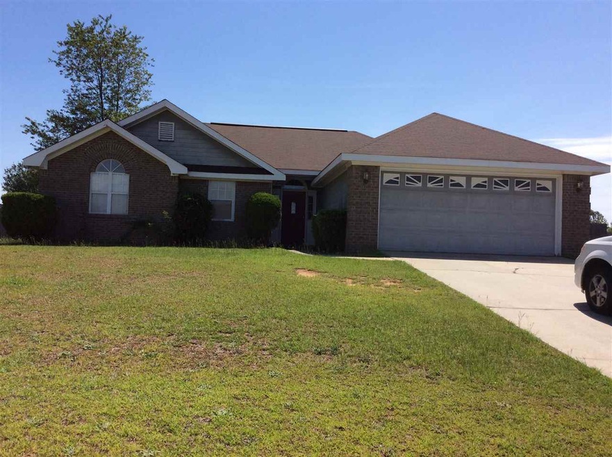 1208 Oakland Ave, Warner Robins, GA 31088 - photo 1