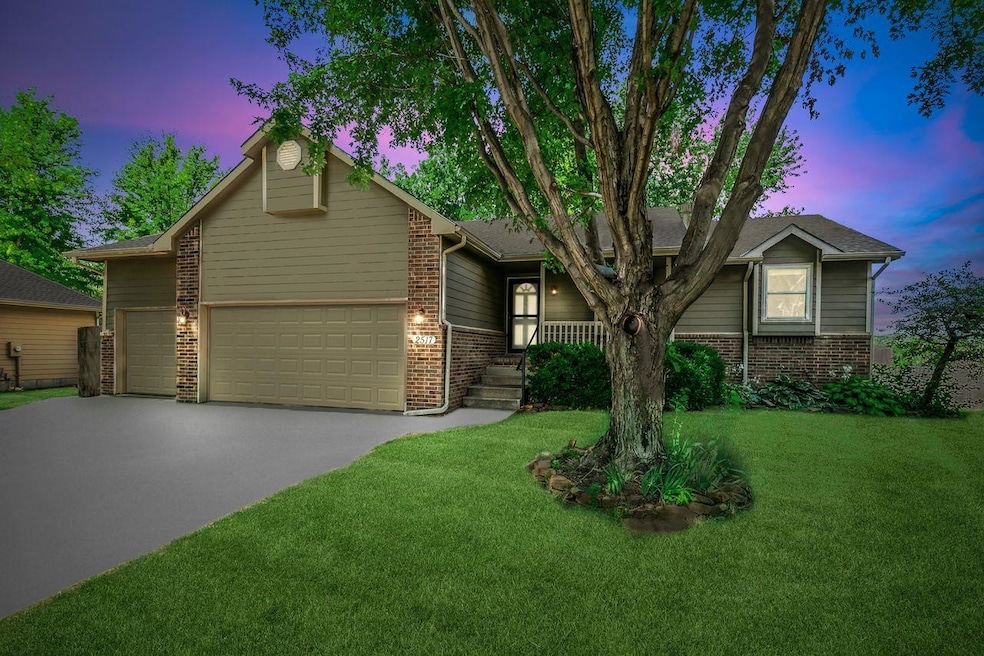 2517 N Covington Cir, Wichita, KS 67205 - photo 1