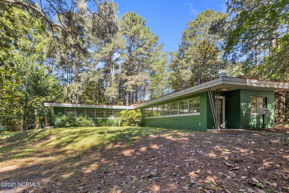 104 Edgelea Avenue-3