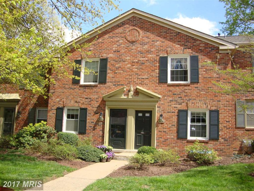 5827 Rexford Dr unit 712, Springfield, VA 22152 - photo 1