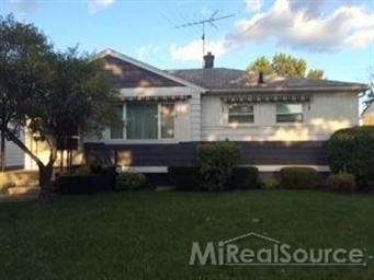 29590 Rosemont St, Roseville, MI 48066 - photo 1