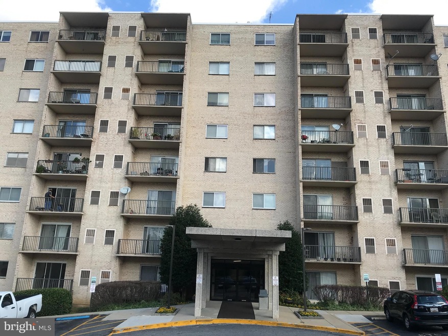 Columbia Towers Condominium unit 817, Silver Spring, MD 20904 - photo 1