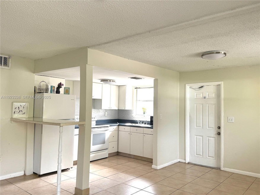 1209 N 17th Ave unit 1209, Hollywood, FL 33020 - photo 1