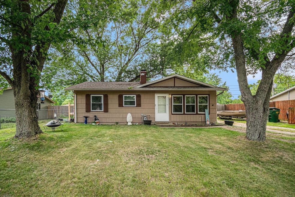 2416 S 16th