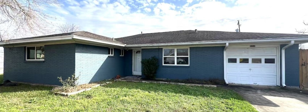 6002 Jerrycrest Dr, Pearland, TX 77584 - photo 1