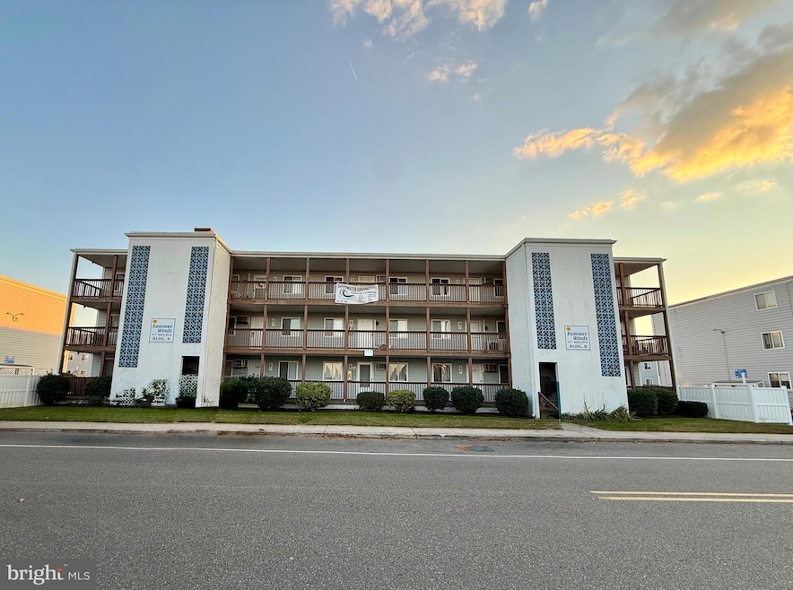 417 Robin Dr unit 301, Ocean City, MD 21842 - photo 1
