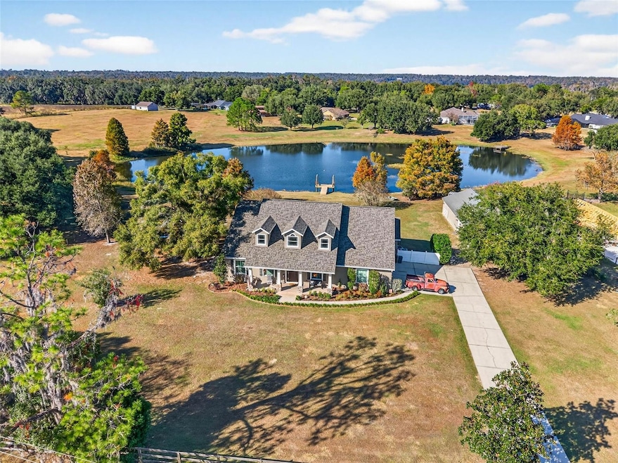 18051 Hancock Bluff Rd, Dade City, FL 33523 - photo 1