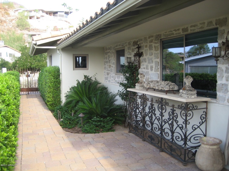 Front Entry & Walkway