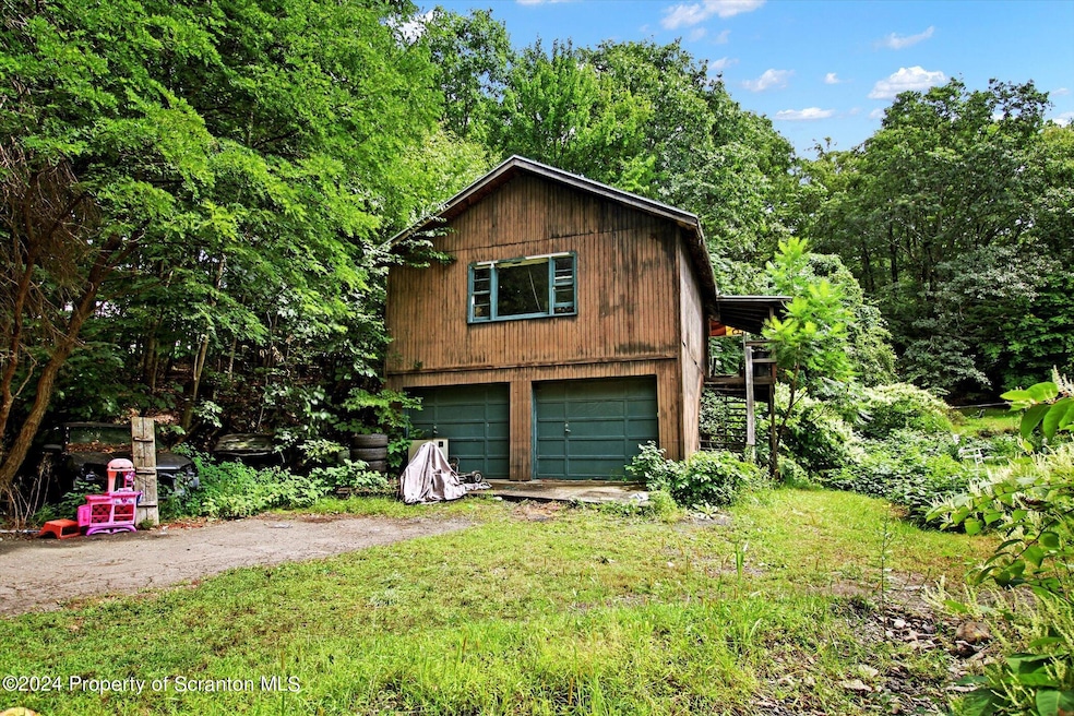 1302 Palm St, Scranton, PA 18505 - photo 1