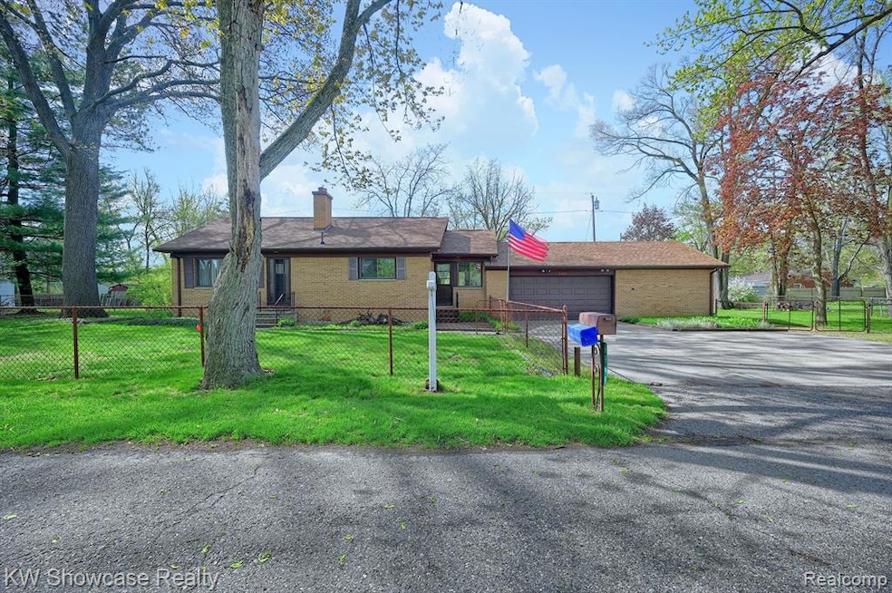 6949 Playfair Terrace, West Bloomfield, MI 48323 - photo 1