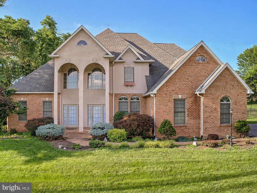 20212 Mount Aetna Rd, Hagerstown, MD 21742 - photo 1