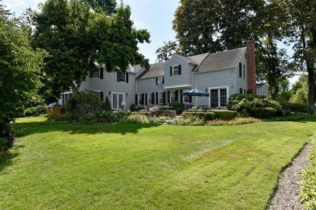 111 Devoe Rd, Chappaqua, NY 10514 - photo 1