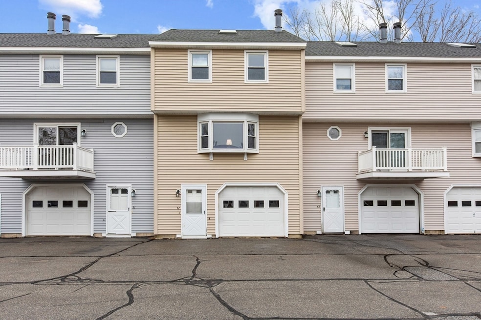 78 Frederick St unit 42, Dracut, MA 01826 - photo 1