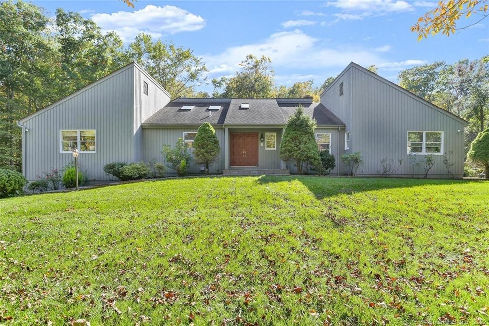 75 Huckleberry Hollow, Stamford, CT 06903 - photo 1