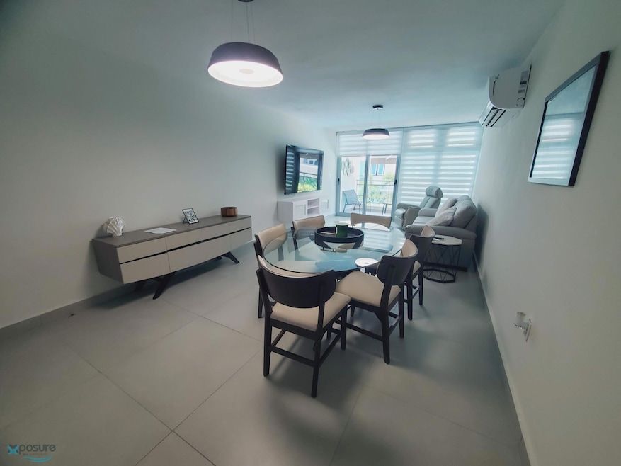 5 Marginal Baldorioty Solemare unit 2, Carolina, PR 00979 - photo 1