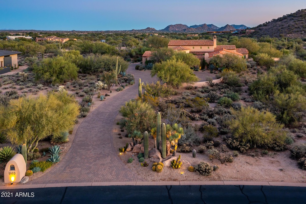 7953 E Whisper Rock Trail-1