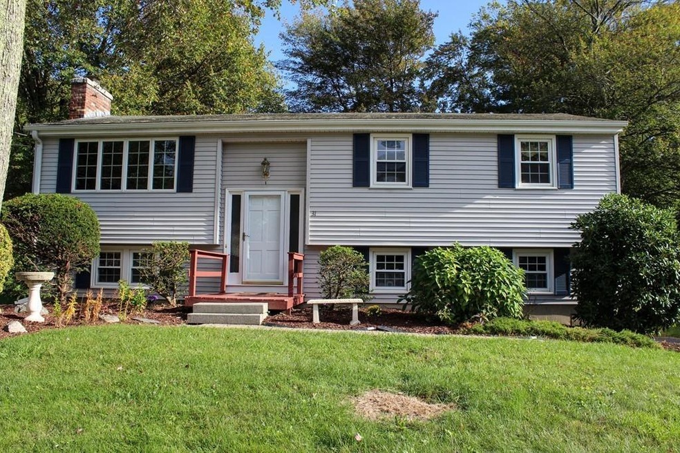 31 Ladyslipper Dr, Shrewsbury, MA 01545 - photo 1