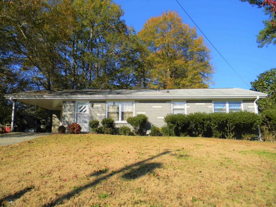 1520 Mountain View Cir NW, Conyers, GA 30012 - photo 1