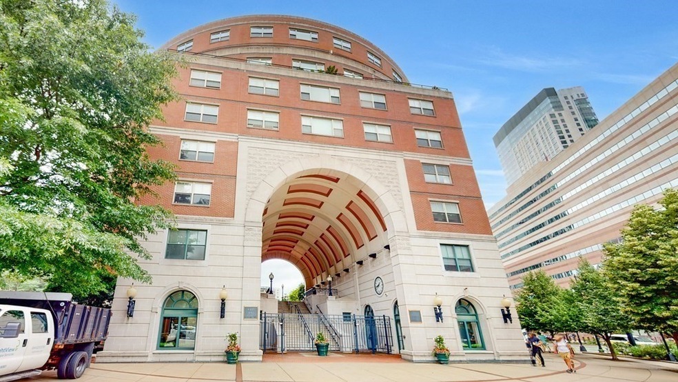 West End Place unit 704, Boston, MA 02114 - photo 1