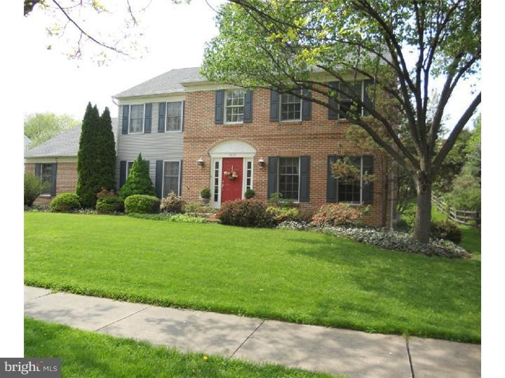 1909 Sturbridge Dr, Reading, PA 19610 - photo 1