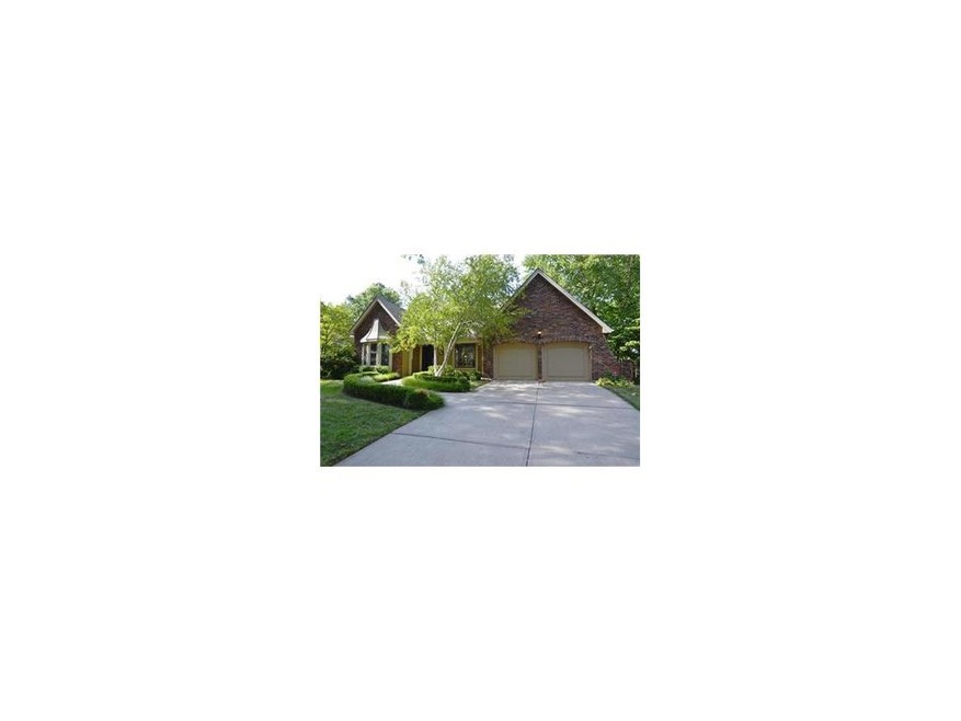 Beautiful curb appeal; it's a '10'!