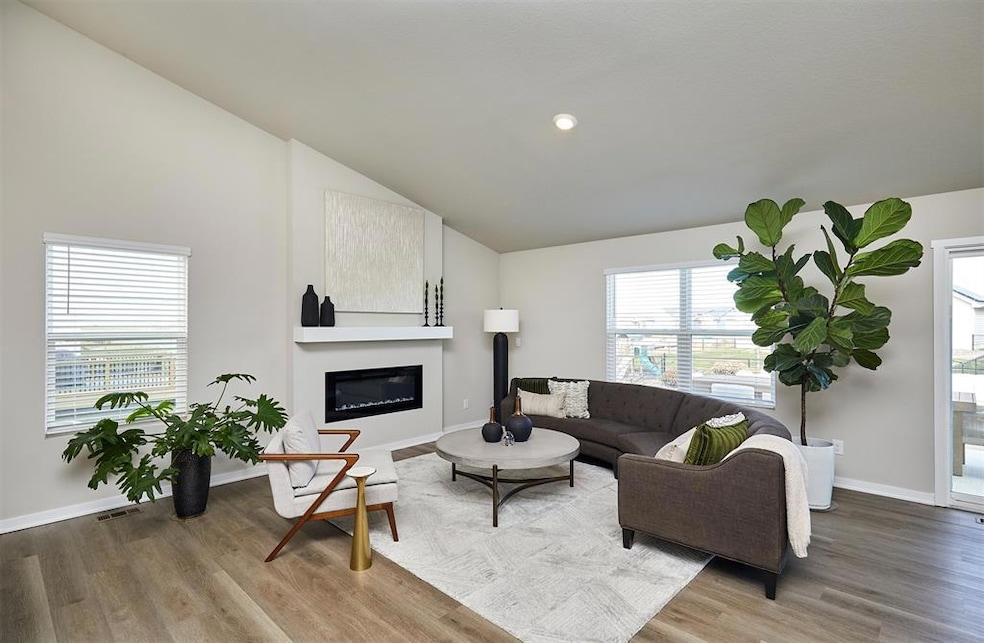 1055 Northview Dr, Waukee, IA 50263 - photo 1