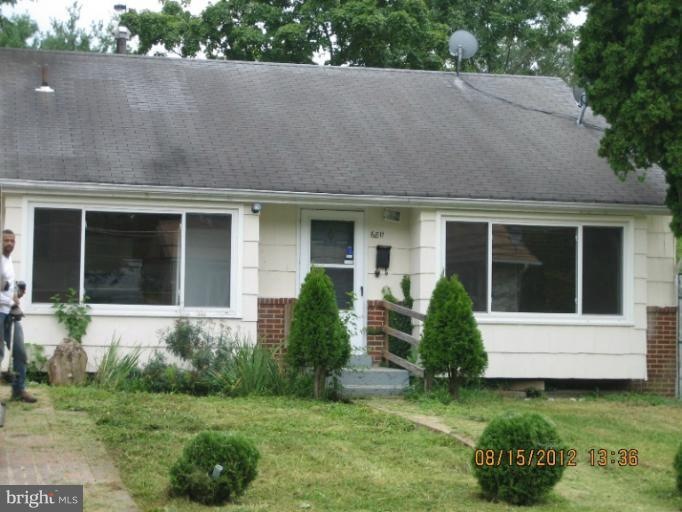 6811 Valley Park Rd, Capitol Heights, MD 20743 - photo 1