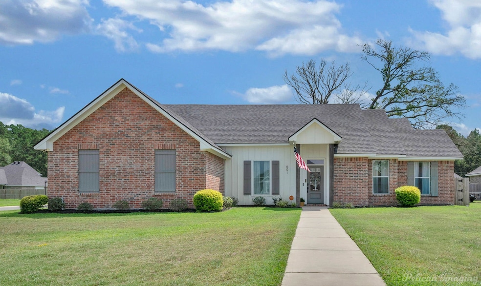 601 Jaimes Point, Stonewall, LA 71078 - photo 1