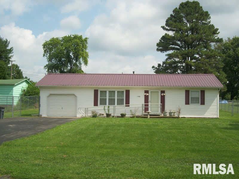 1500 Dorris Heights Rd, Harrisburg, IL 62946 - photo 1