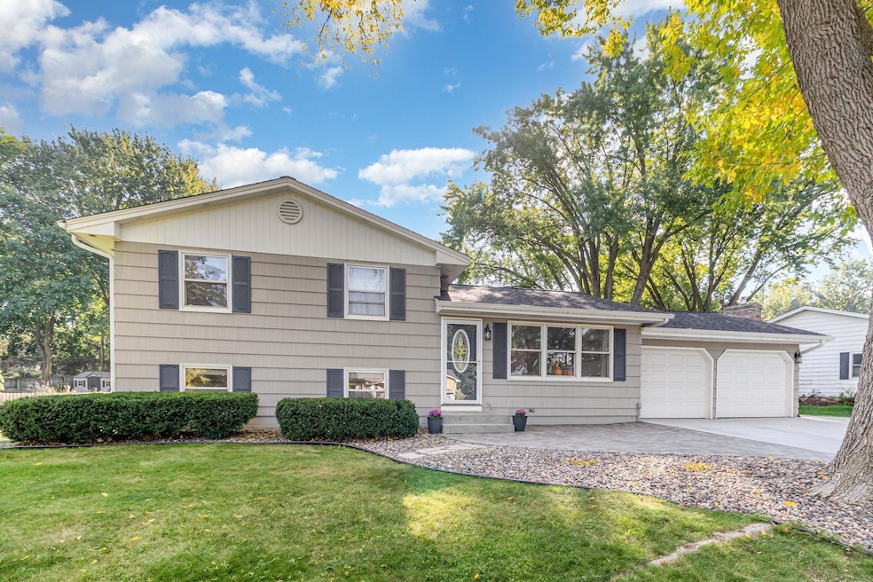 For Sale $374,900 • Co-Listing Agent