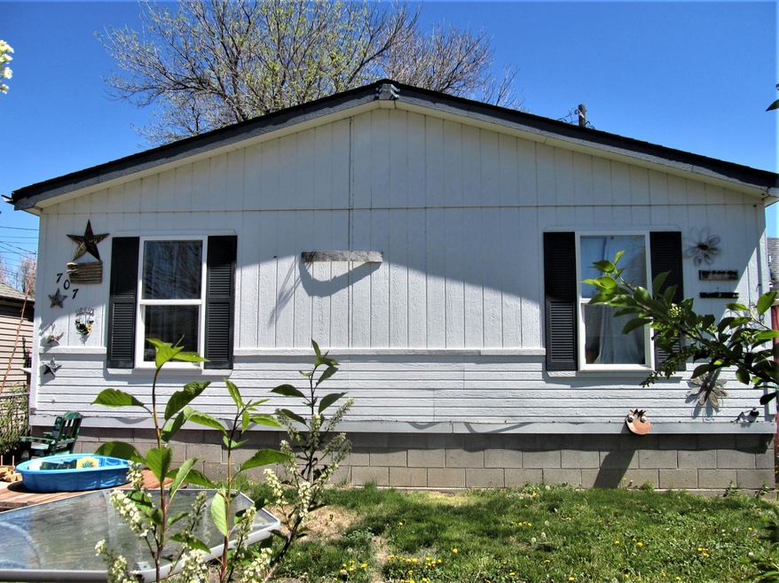 707 13TH ST NO