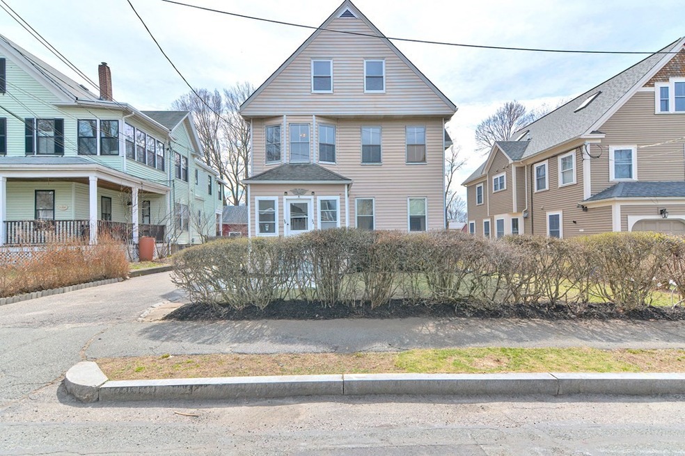 30 Floral St unit 32, Newton Highlands, MA 02461 - photo 1