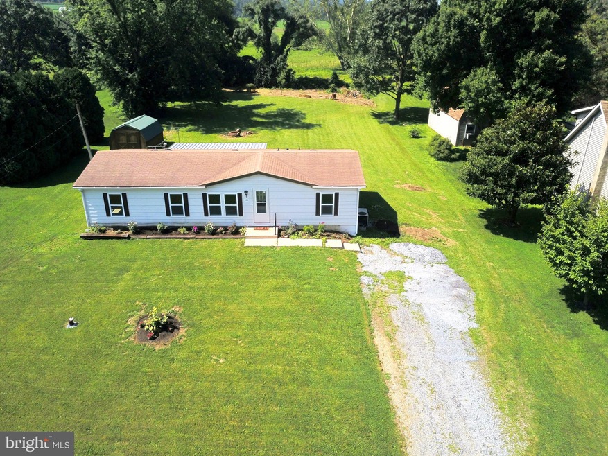 620 Georgetown Rd, Ronks, PA 17572 - photo 1