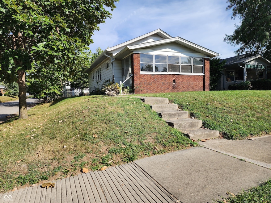 1027 N Linwood Ave, Indianapolis, IN 46201 - photo 1