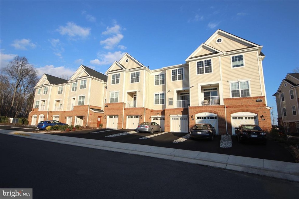 23215 Milltown Knoll Square unit 118, Ashburn, VA 20148 - photo 1