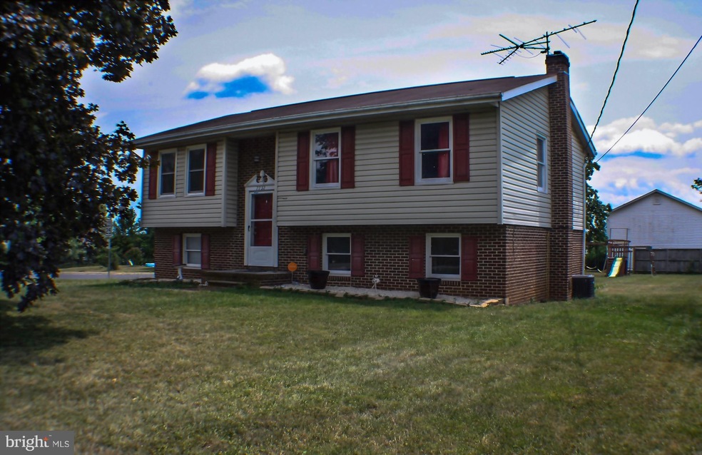 7732 Carolyn Ave, Middletown, VA 22645 - photo 1