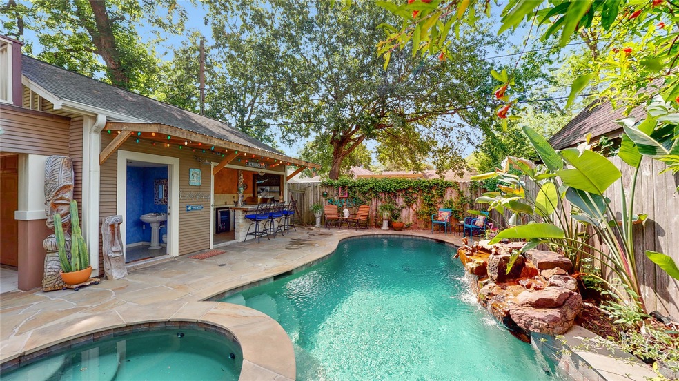 912 Key St, Houston, TX 77009 - photo 1