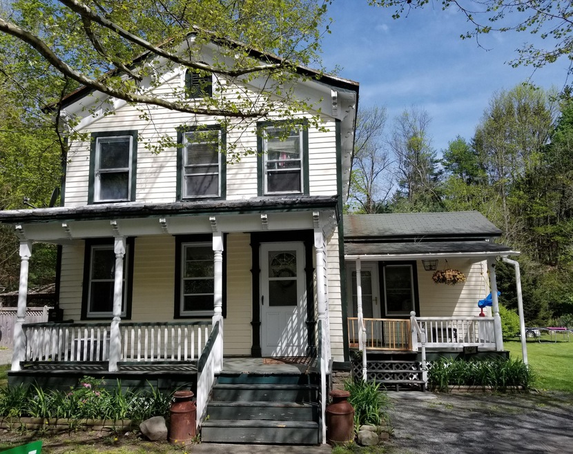 315 Water St, Milford, PA 18337 - photo 1