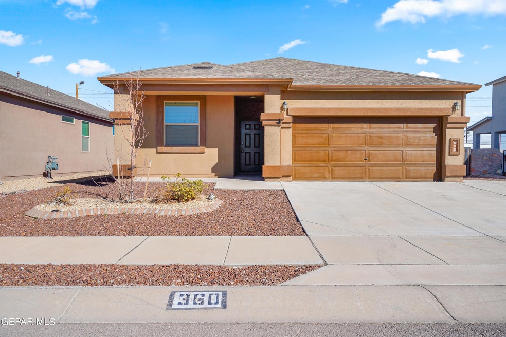 360 Canyon Vista Dr, Horizon City, TX 79928 - photo 1